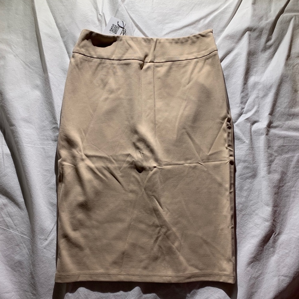 Persun Size S Midi Tan Pencil Skirt Length 25”